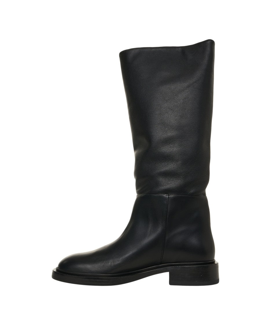 Copenaghen Knee-High Black Leather Copenaghen Boots With Minimalist Design
