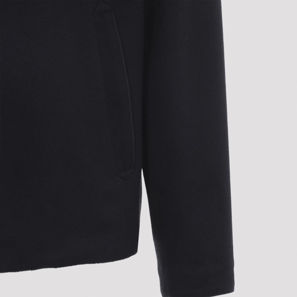 Canali Cashmere Black Jacket With Zip Closure