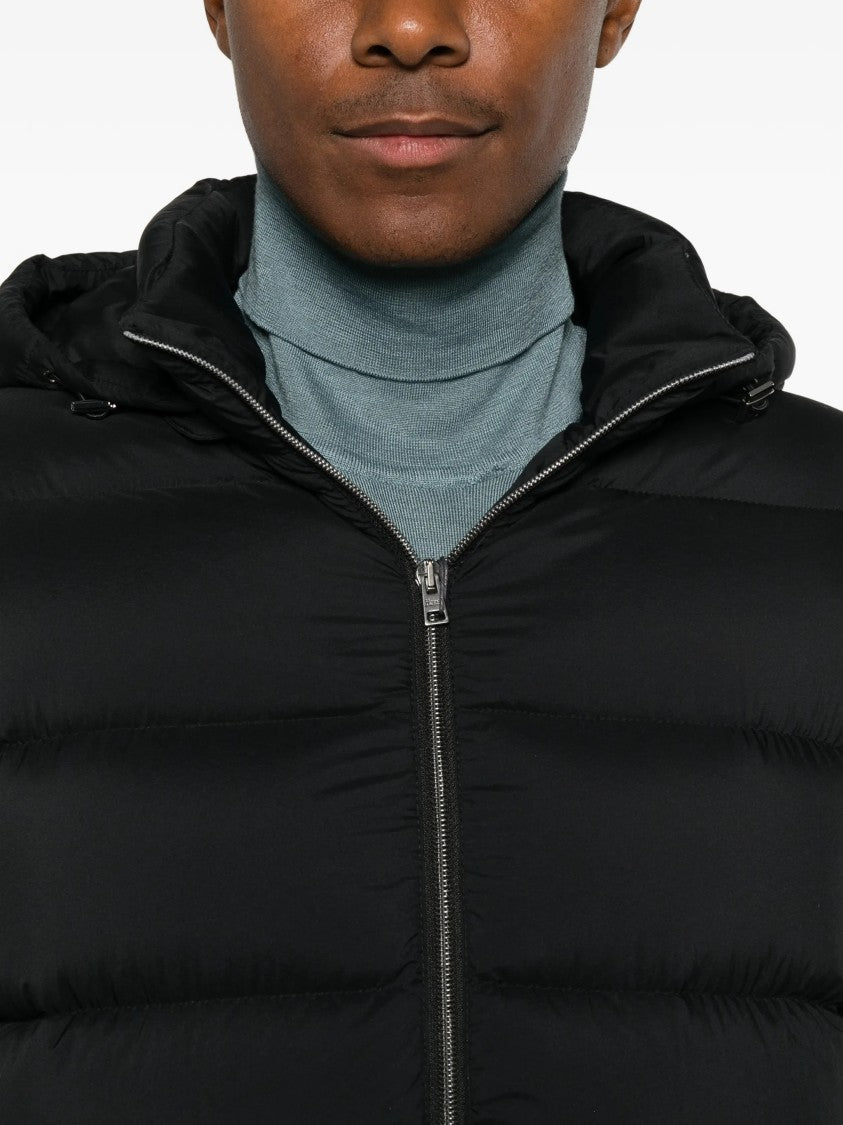 Herno Black Quilted Puffer Jacket With Adjustable Hood And Boxy Fit