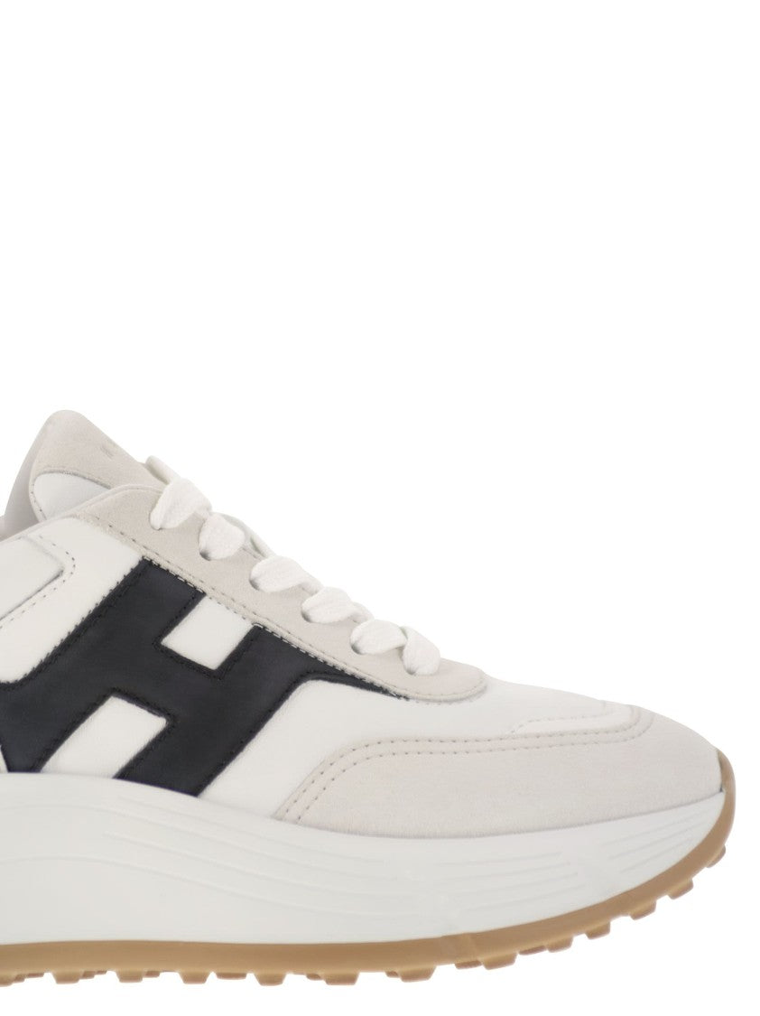 Hogan Hi-Fi Trainers With Side H