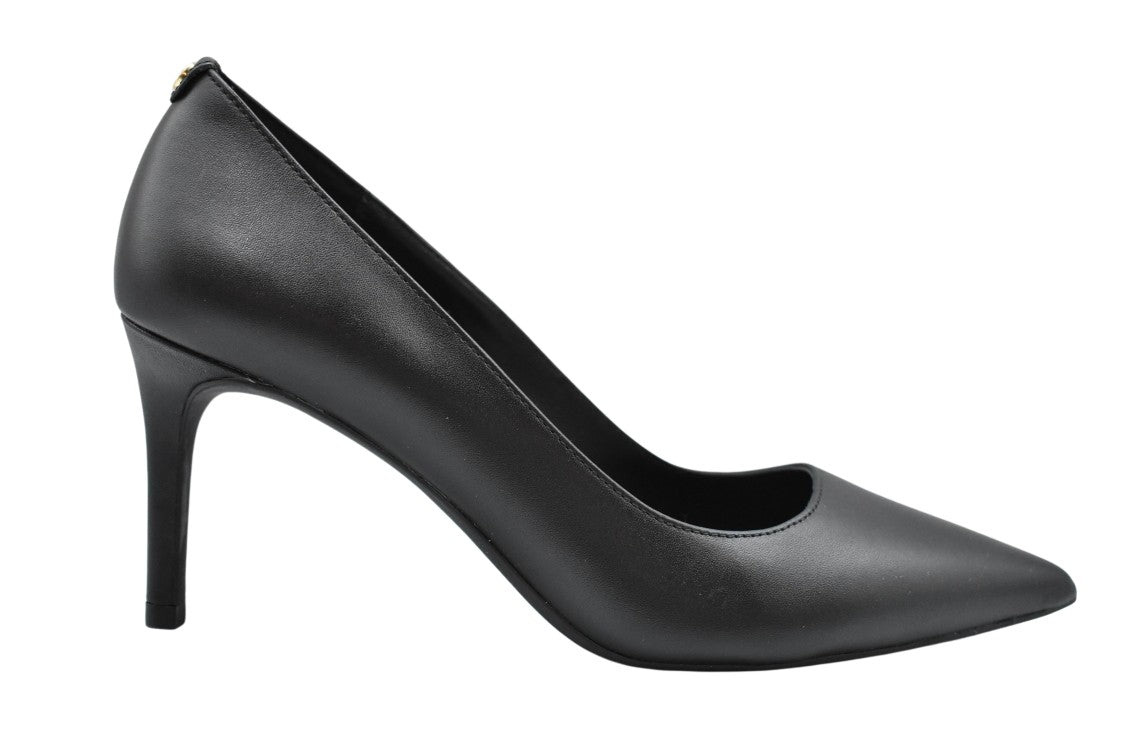 Michael Kors Lace-Up Flat Shoes With Elegant Design And Modern Appeal