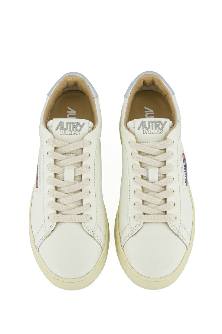 Autry Women’S Dallas Leather Sneakers Silver Heel Tab