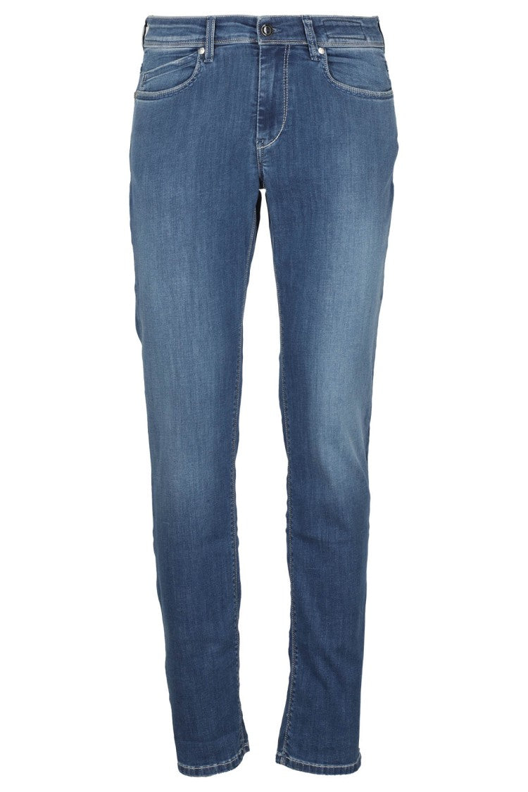 Re-Hash Medium Blue Denim Jeans With Classic Tailored Fit