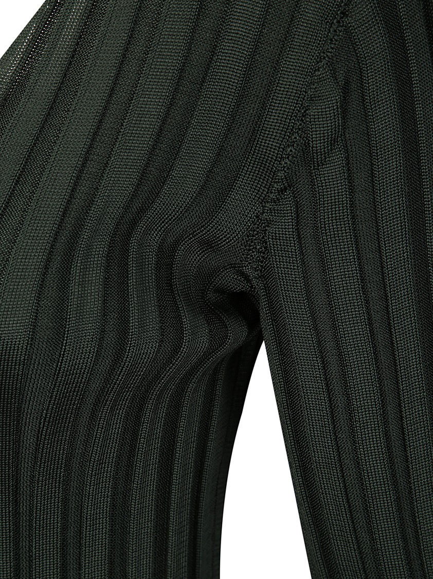 Lussi Fitted Ribbed Silk Sweater With Deep V-Neckline