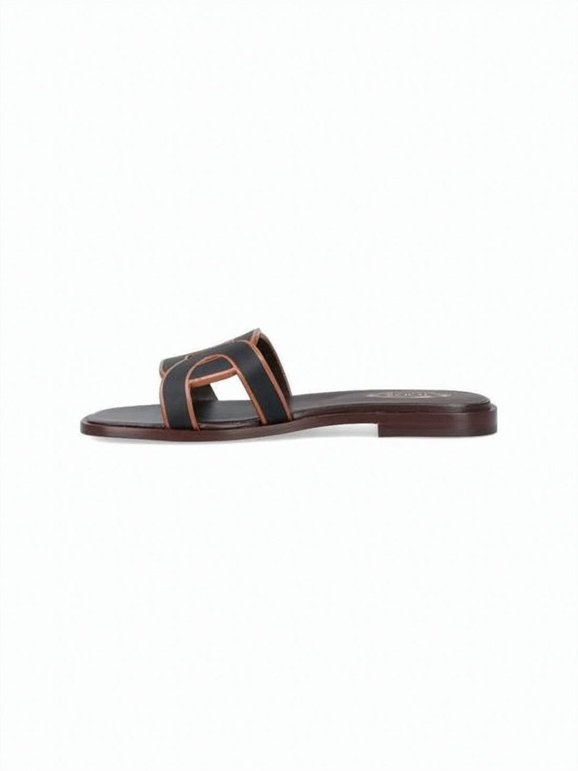 Tod's Leather Slide Sandals With Distinctive Cut-Out Design