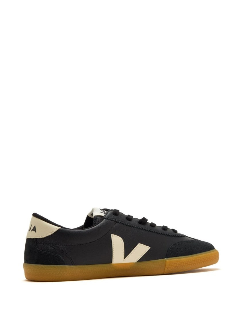 Veja Black Vitello Leather Sneakers