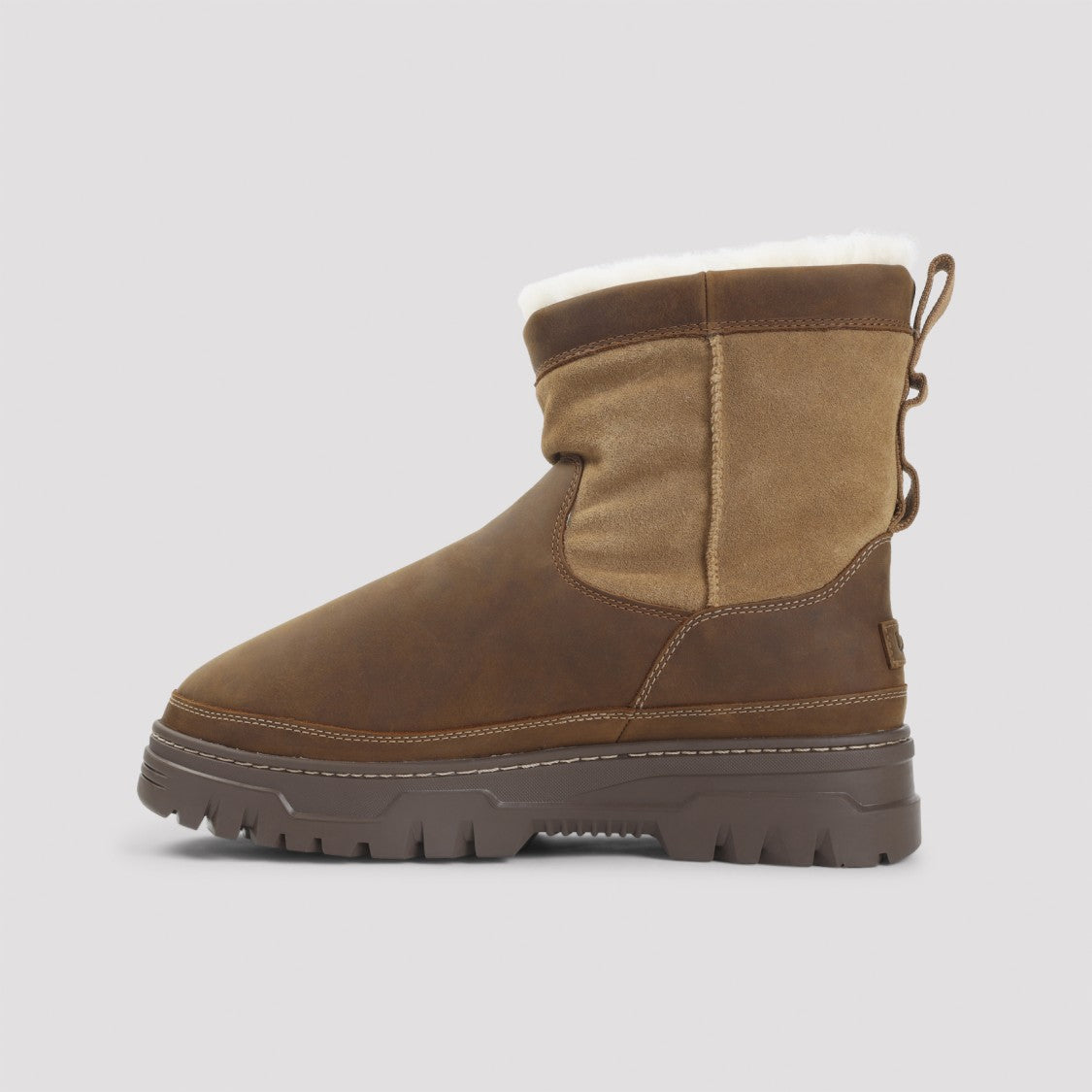 Ugg Heritage Pull-On Trailgazer Boots