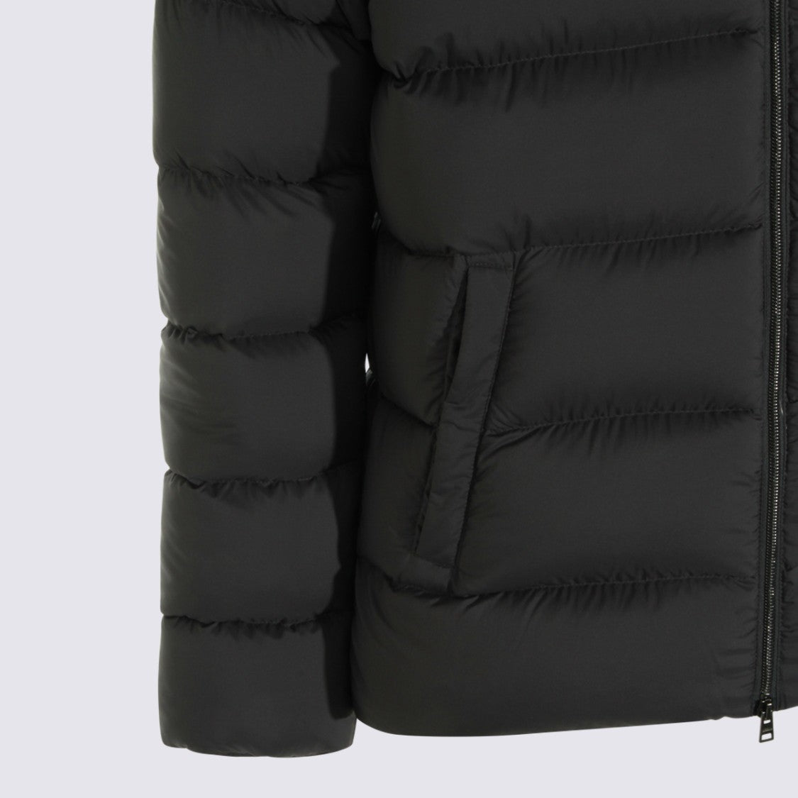 Herno Horizontal Quilted Black Puffer Jacket With Detachable Hood