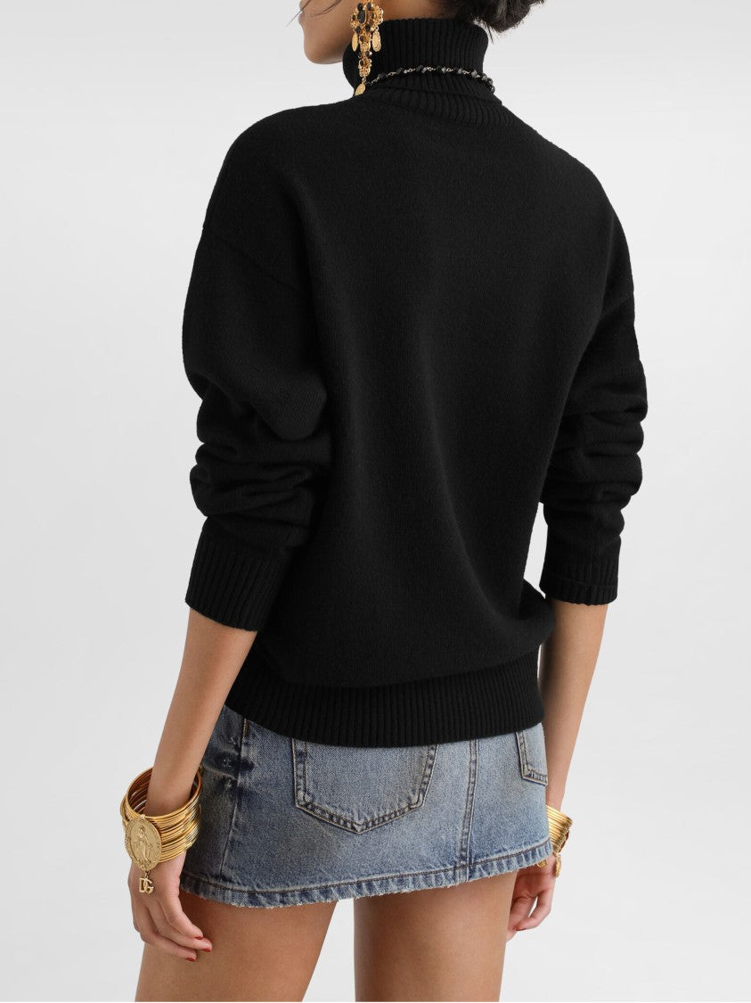 Dolce & Gabbana Classic Black Wool Turtleneck Sweater With Ribbed Detailing