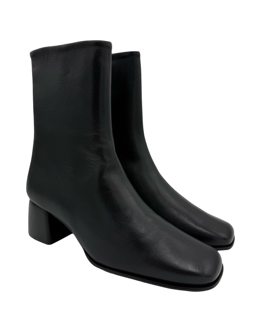 Filippa K Smooth Leather Ankle Boots With Squared Toe