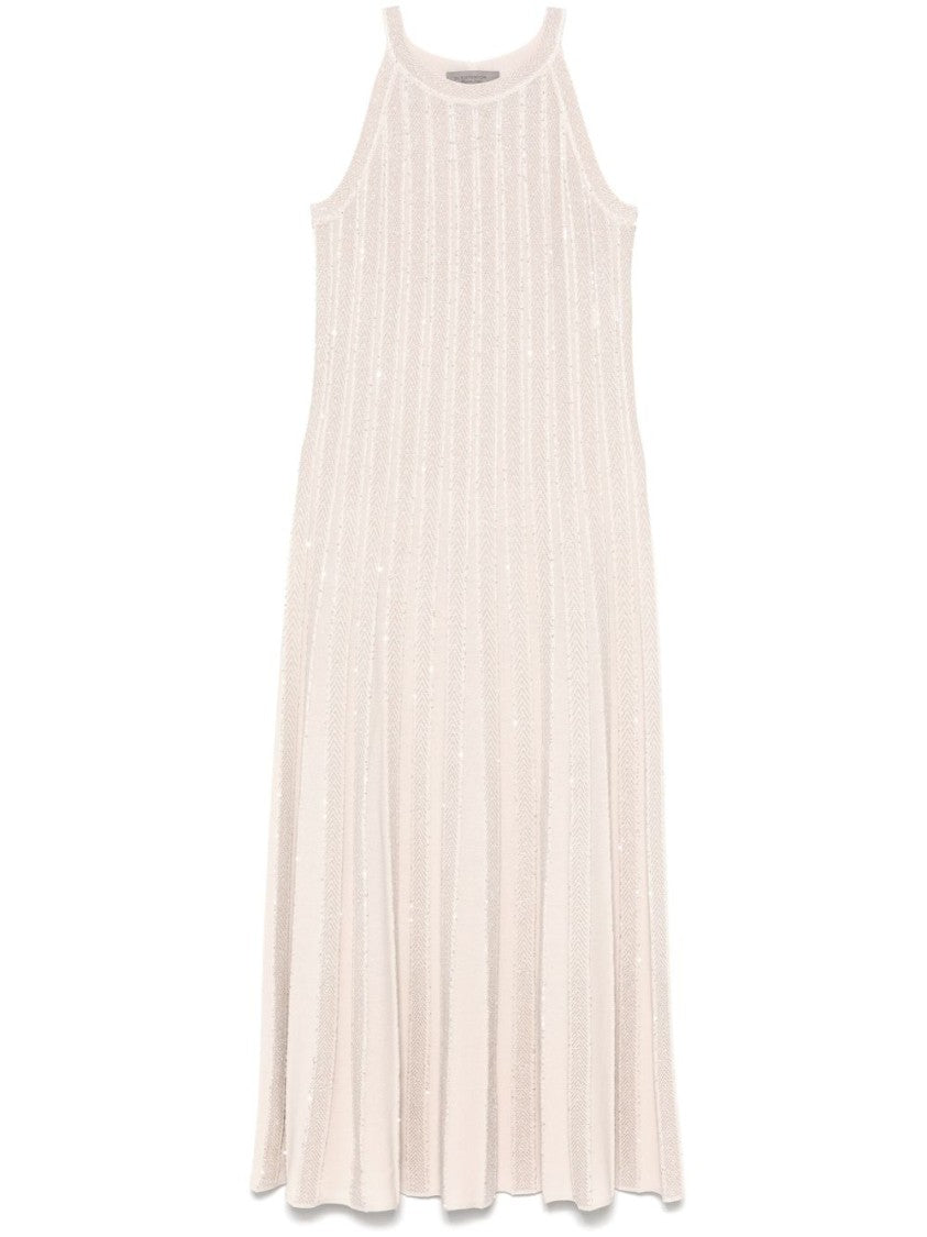 Dexterior Flowing White Maxi Dress