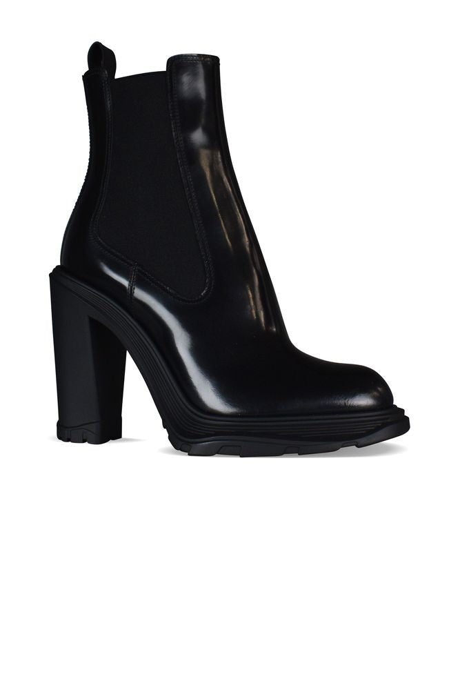 Alexander Mcqueen Tread Chelsea Boots