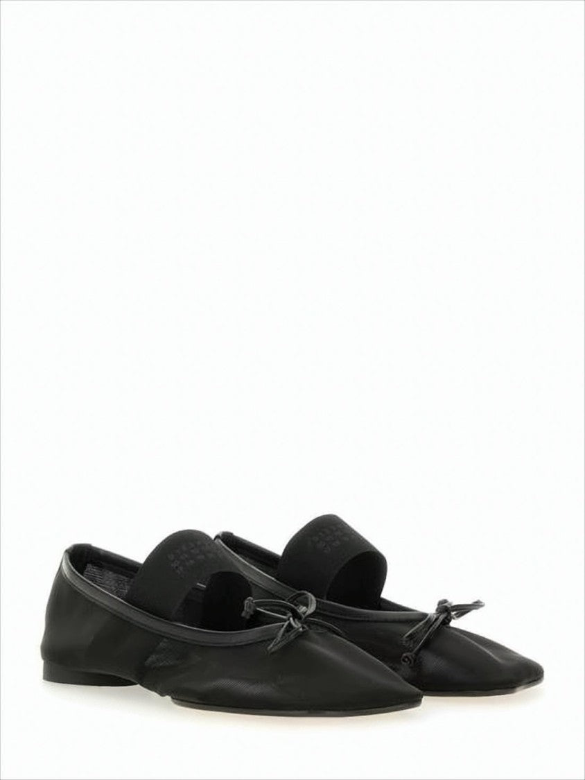 Mm6 By Maison Margiela Pointed Toe Black Flats With Bow Detail