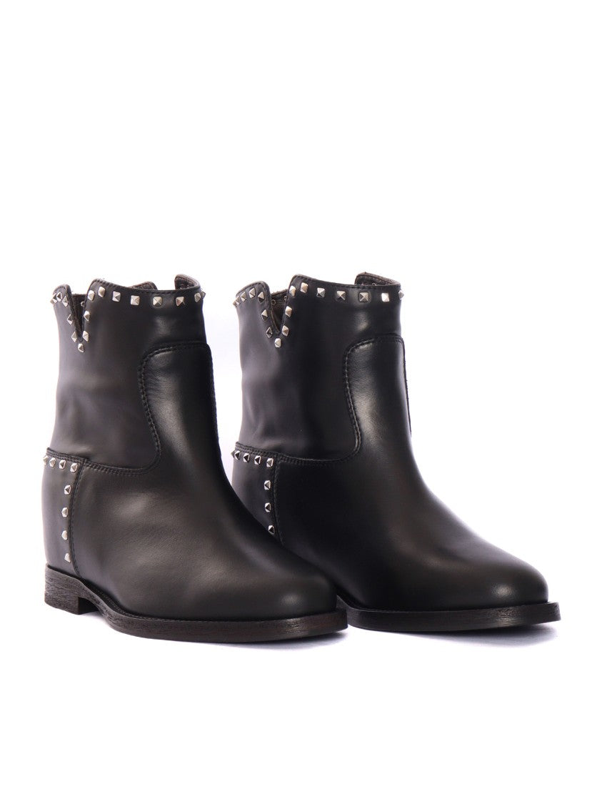 Via Roma 15 Ankle Boots With V-Shaped Notch
