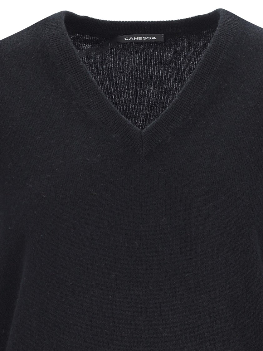 Canessa V-Neck Sweater In Black Cashmere Ribbed Trim