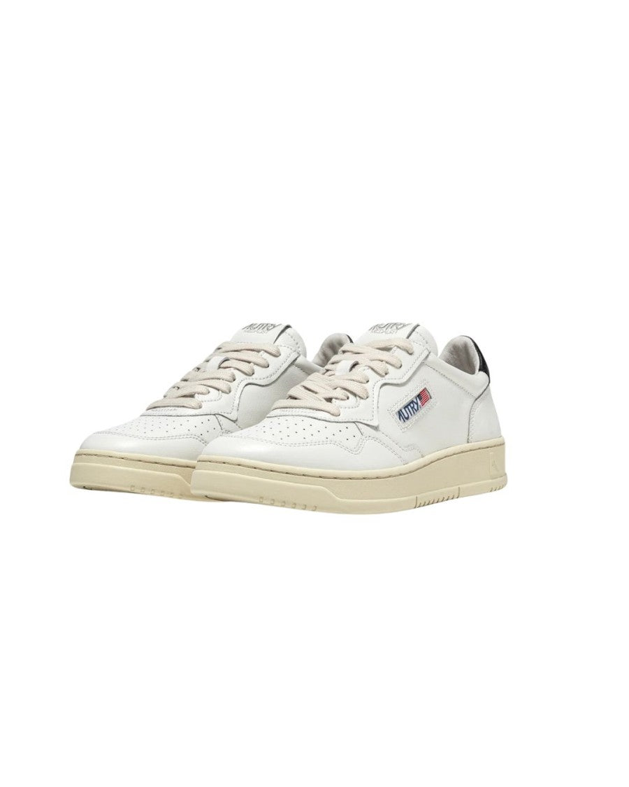 Autry Medalist Low Sneakers In White, Black Leather