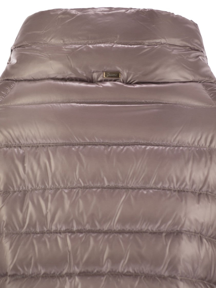 Herno Mini Cape With 3/4 Sleeves And Crater Collar