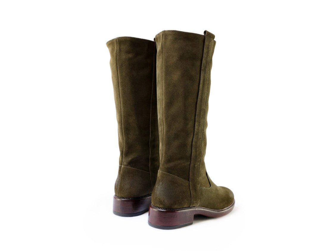 Ton Gout Baby Ankle Boots In Olive Suede