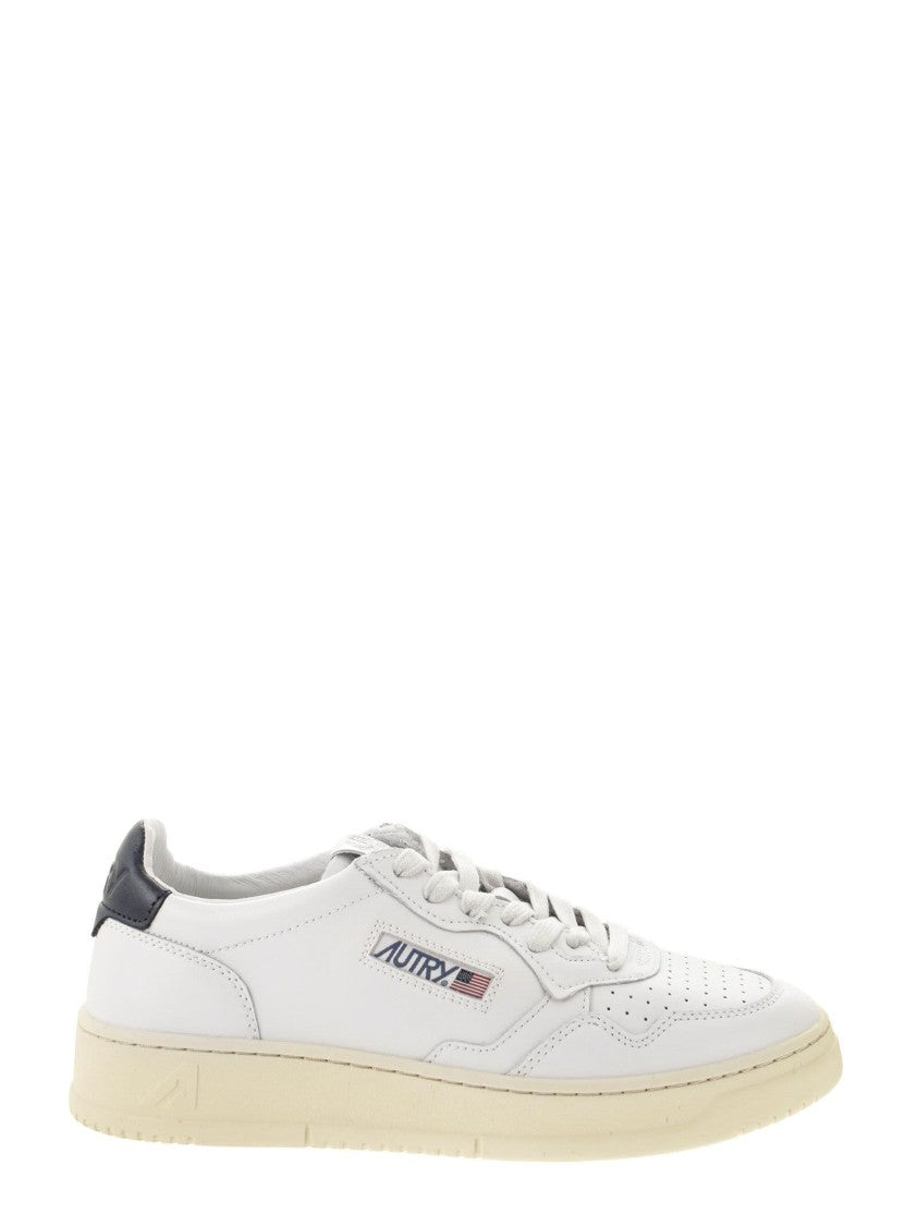Autry Medalist Low - Leather Sneakers