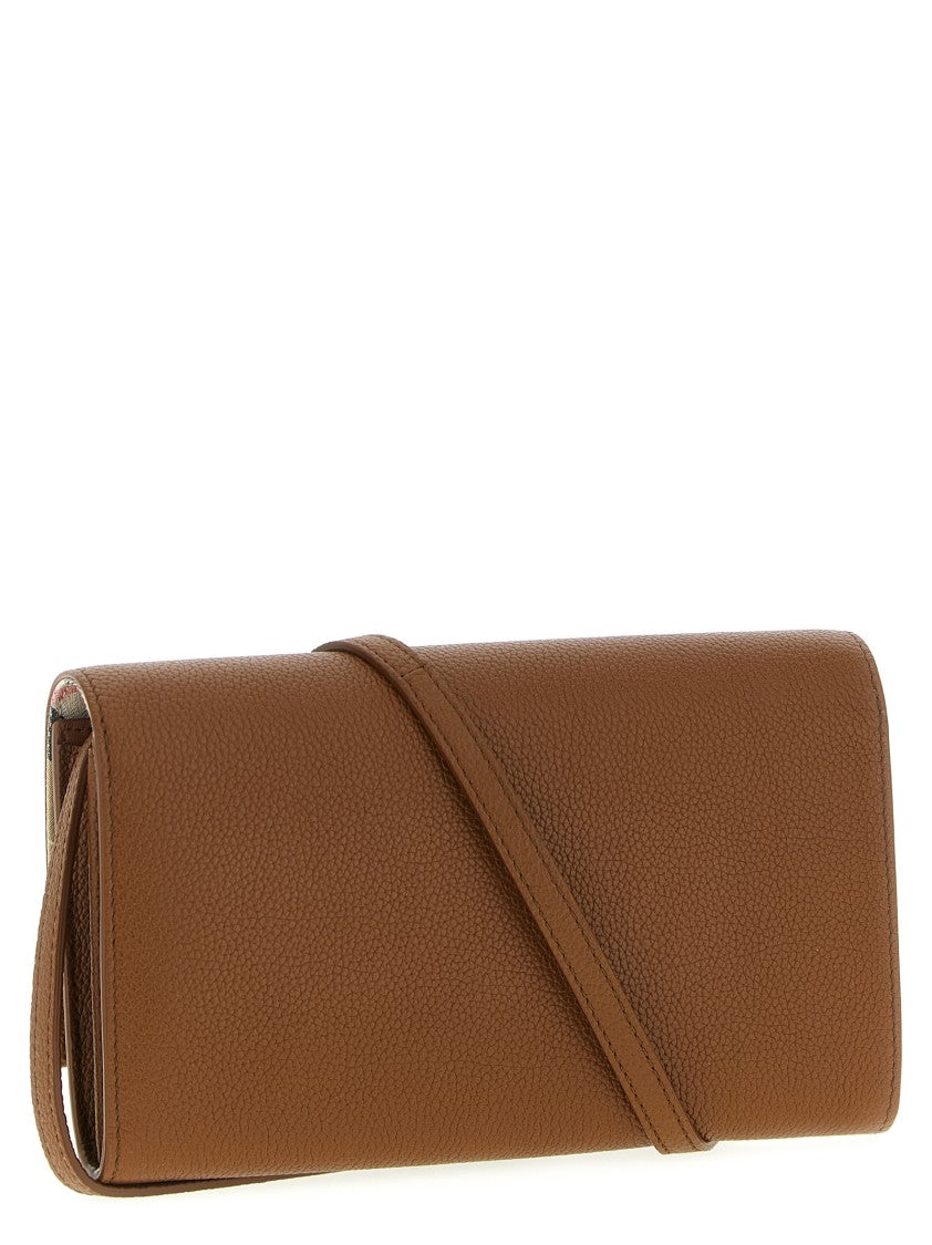 Burberry 'Cotswolds' Wallet On Chain