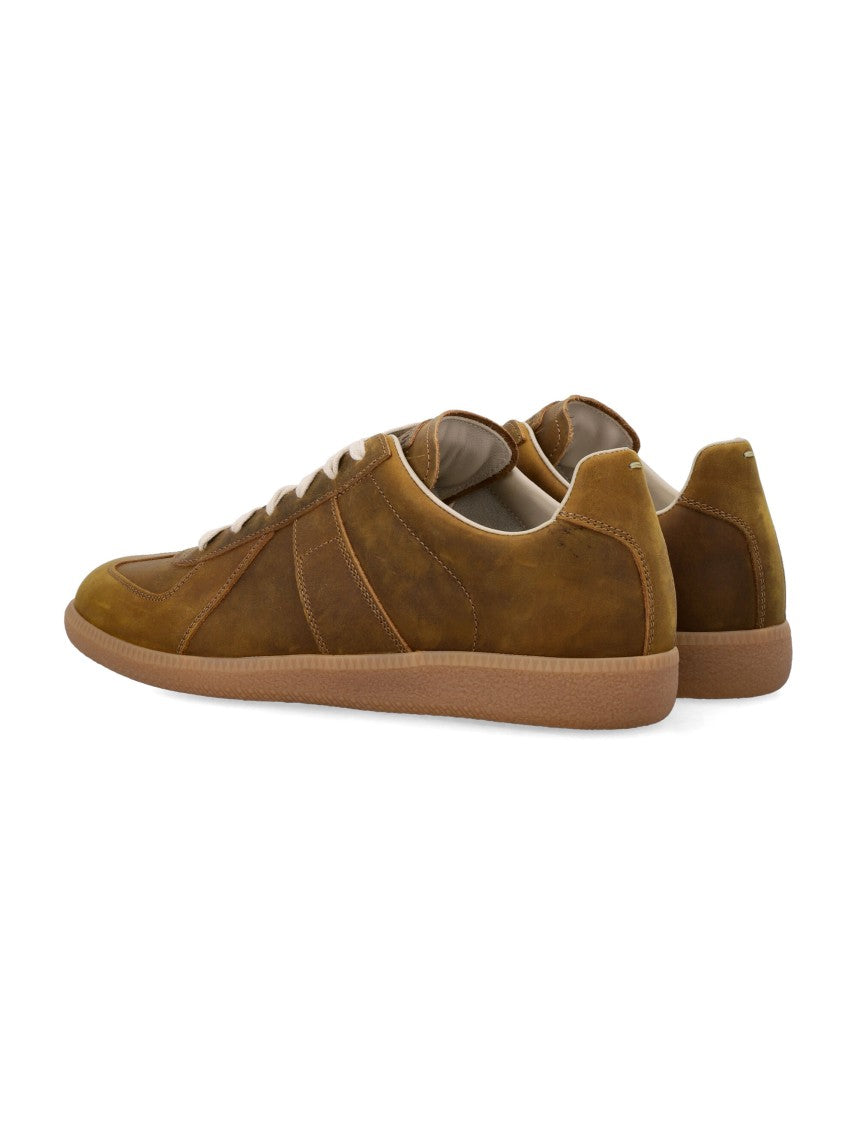Maison Margiela Low-Top Sneakers With Matte Finish And Contrasting Laces