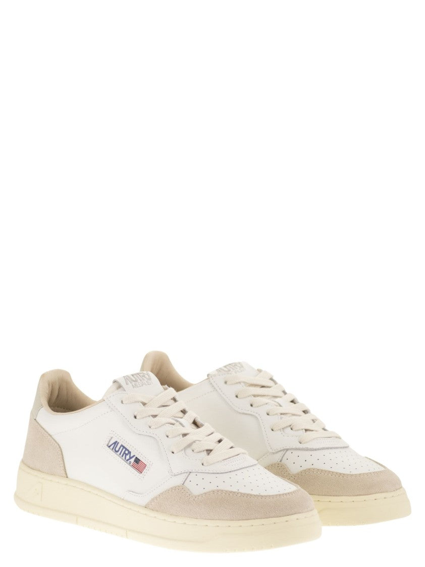 Autry Medalist Low - Leather And Suede Sneakers