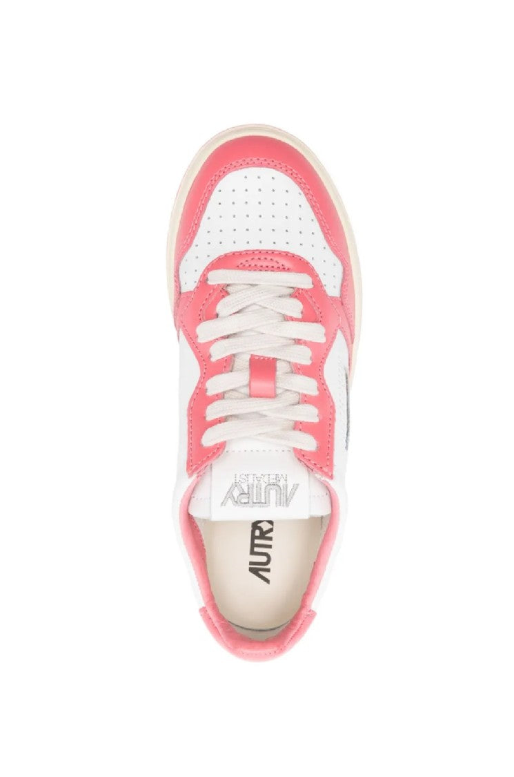 Autry Medalist Low-Top Sneakers With Smooth