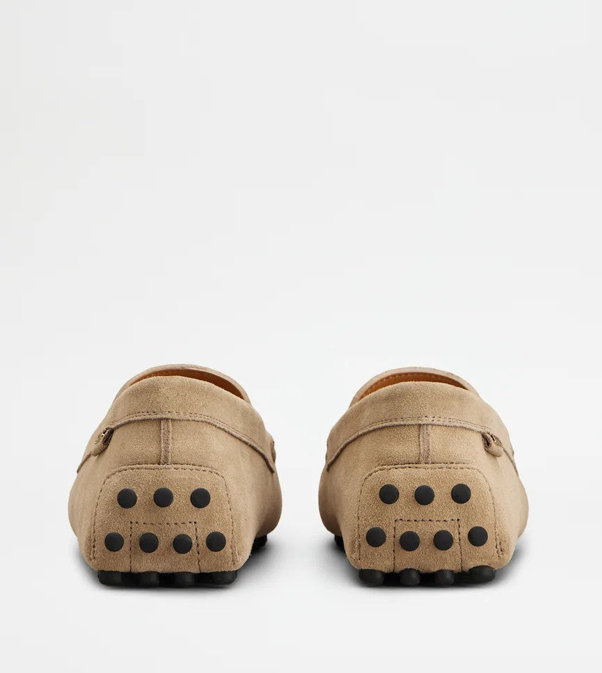 Tod's Classic Brown Leather Moccasins With Distinctive Detailing
