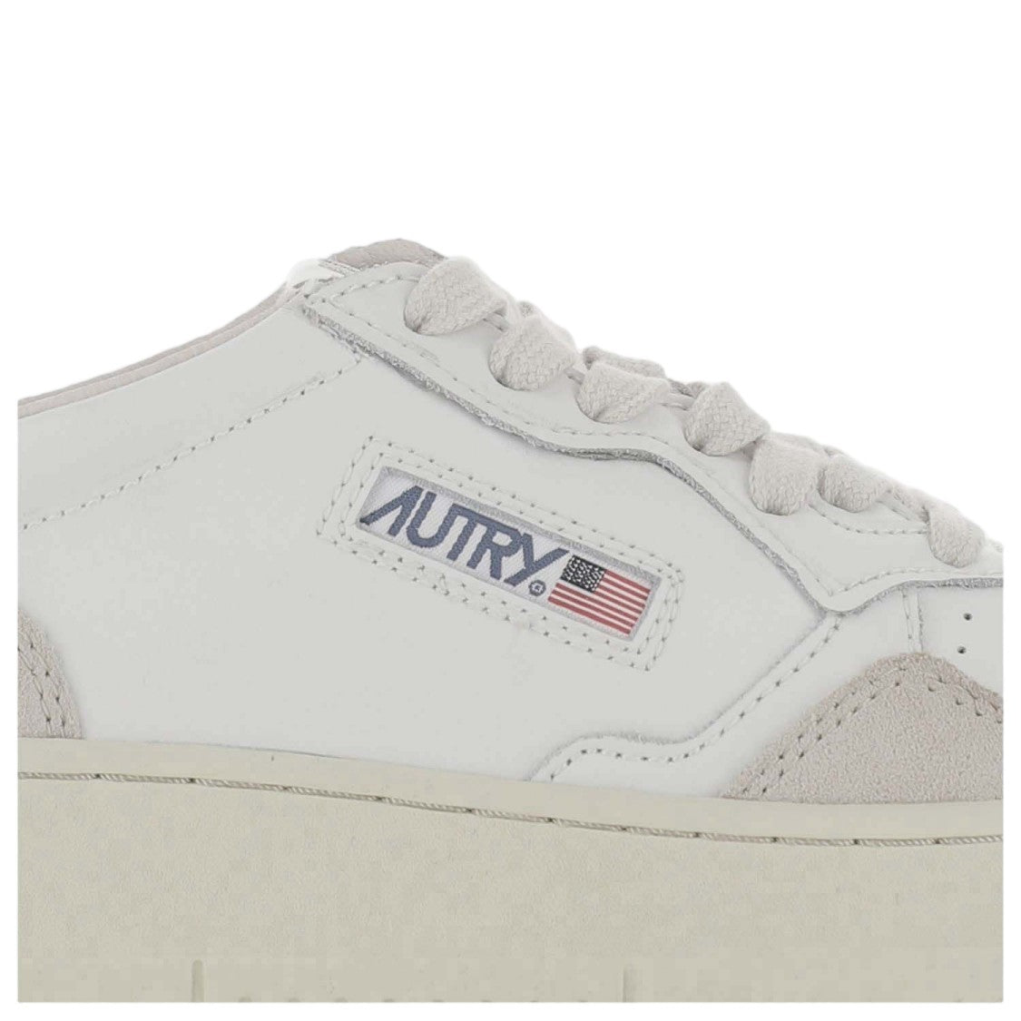 Autry White/Pink Medalist Low Leather Sneakers