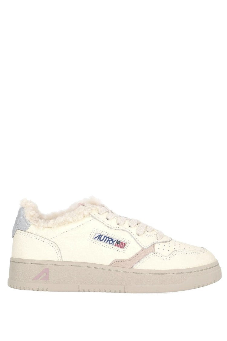 Autry Women's Medalist Sneaker In Elephant Leather