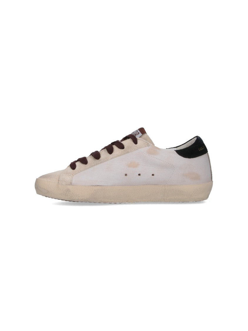 Golden Goose Vintage-Inspired Low-Top Sneakers With Distinctive Star Detail