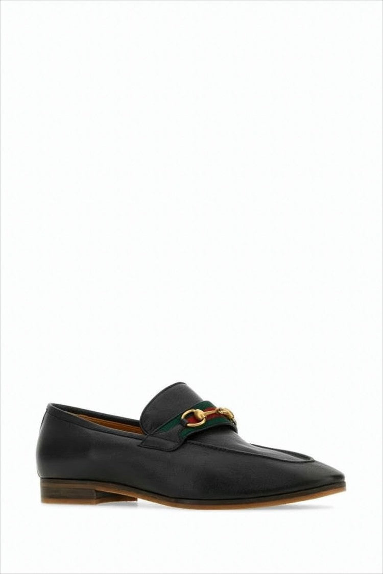 Gucci Pointed Toe Leather Loafers