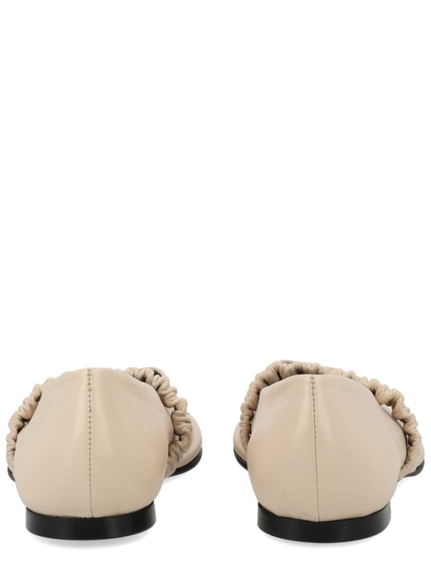 Alohas Lautan Pointed Toe Ruched Flats