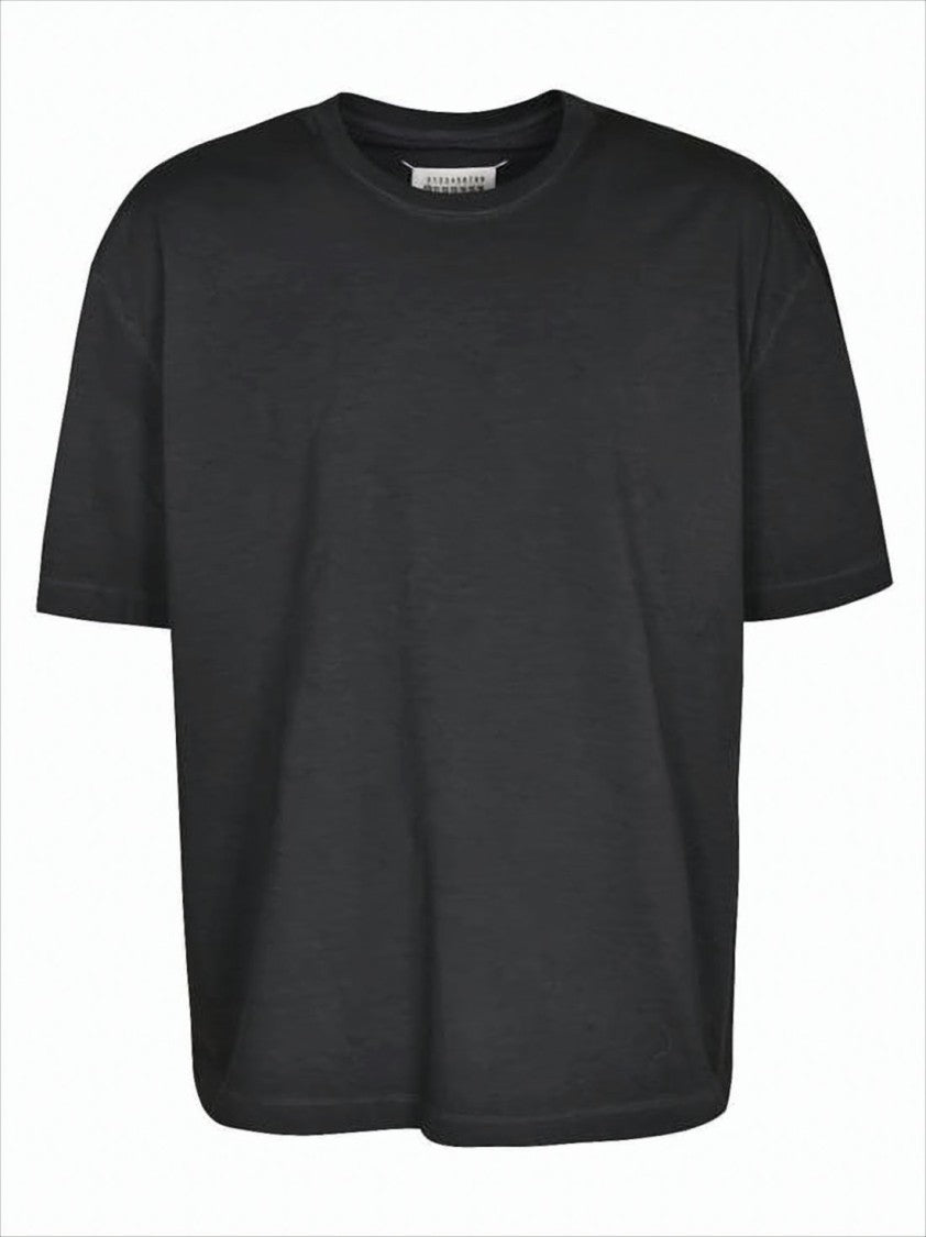 Maison Margiela Boxy Black T-Shirt With Minimalist Design And Unique Stitch Detail