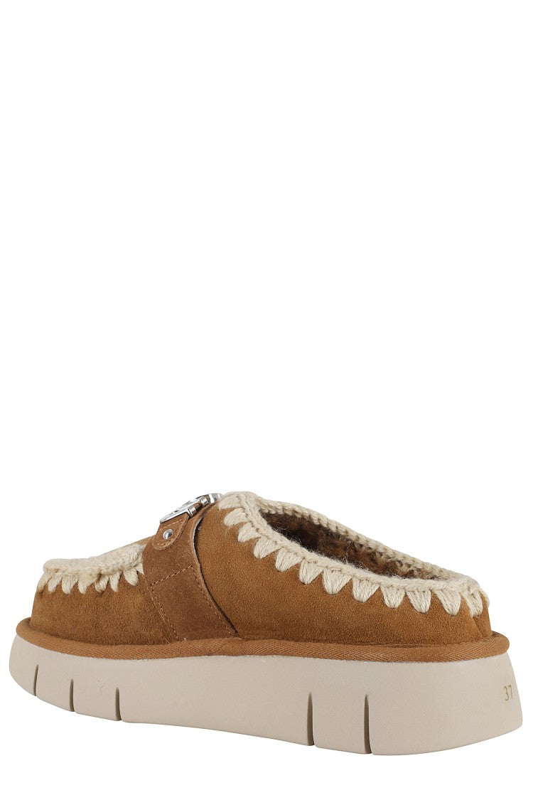 Mou Metal Logo Bounce Clog