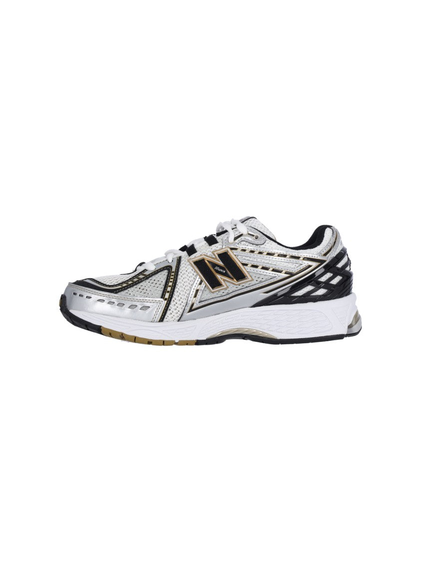 New Balance Classic Minimalist Sneakers With Textured Upper