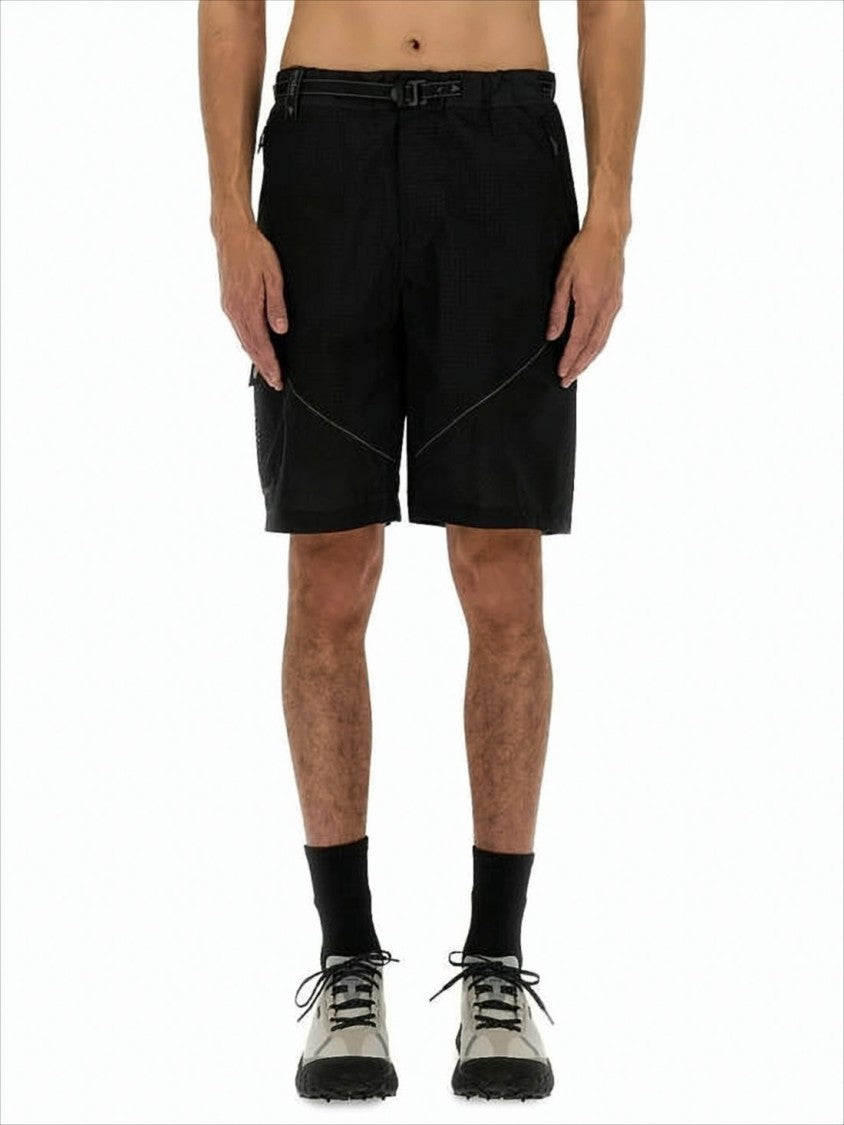 And Wander Mid-Thigh Length Black Shorts With Adjustable Belt