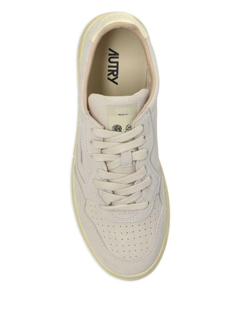 Autry Light Grey Sneakers With Tonal Stitching
