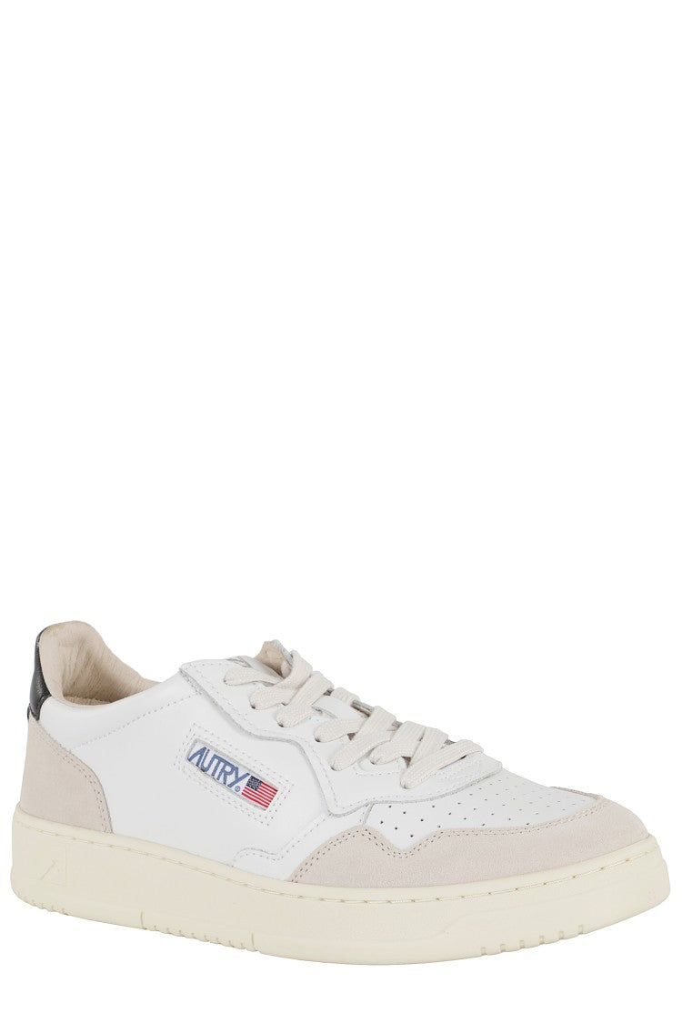 Autry Sporty Black And White Leather Medalist Sneakers