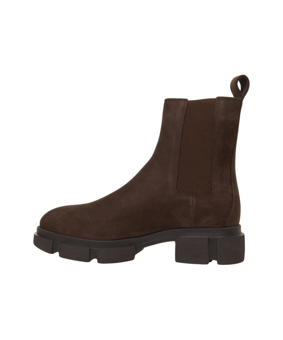 Copenaghen Chelsea Boots In Pelle Nabuk