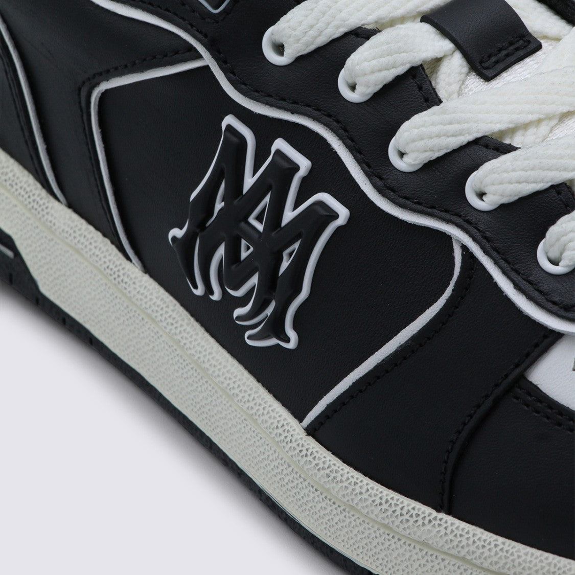 Amiri Classic Low-Top Sneakers With Distinctive Logo Detail