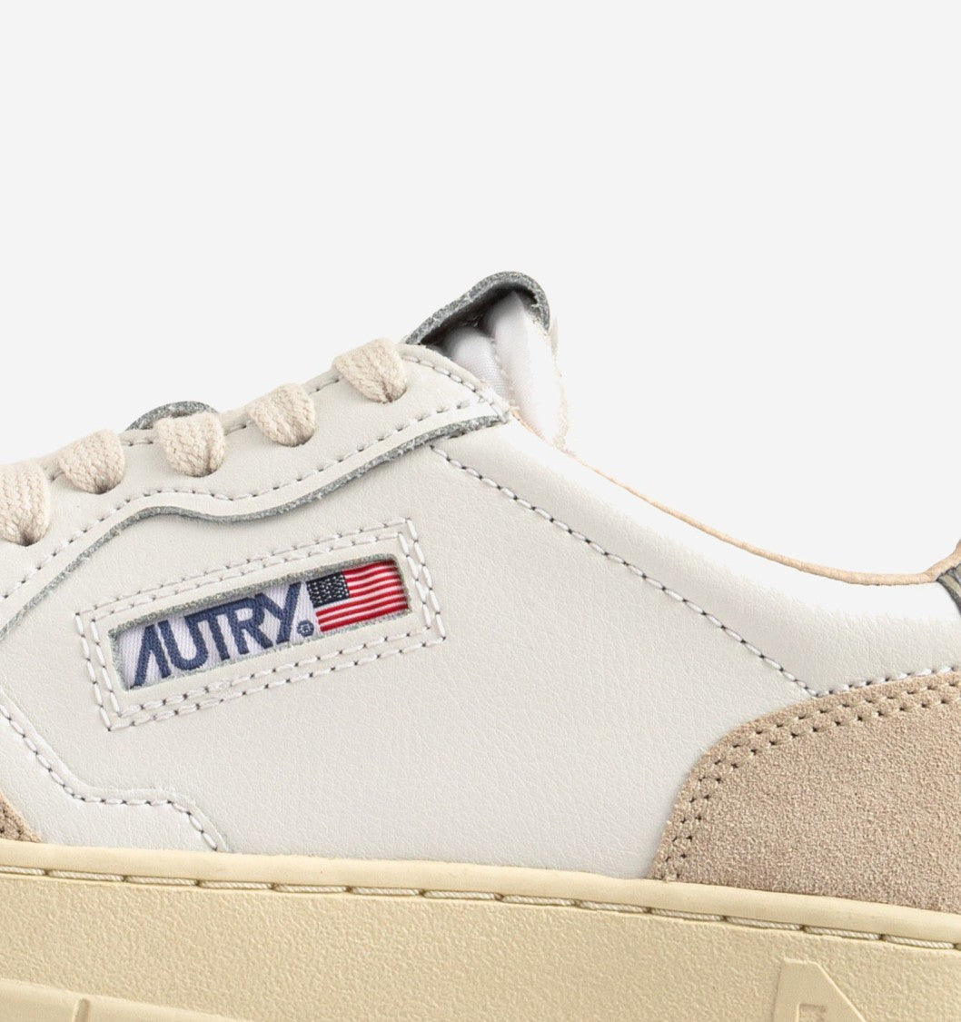 Autry Medalist Low Sneakers