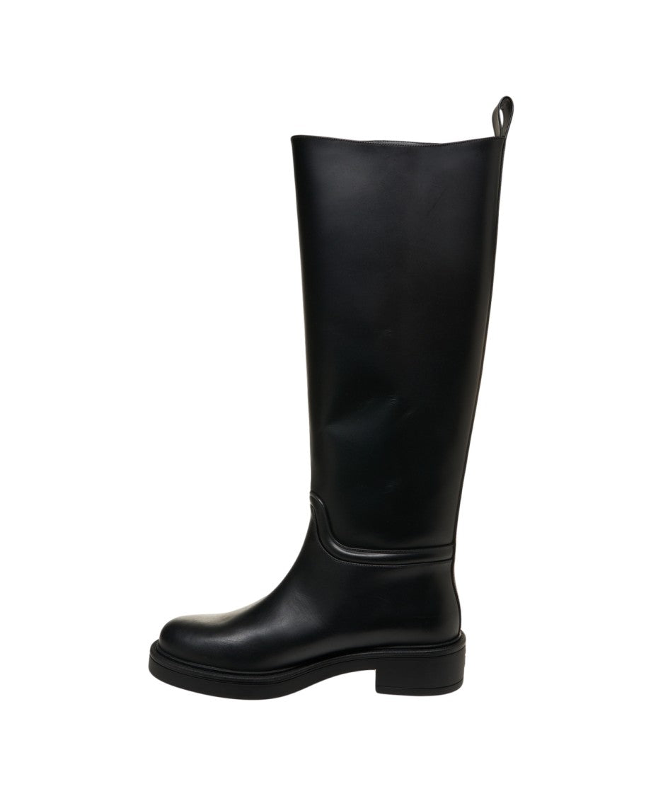 Stuart Weitzman Celia' Boots