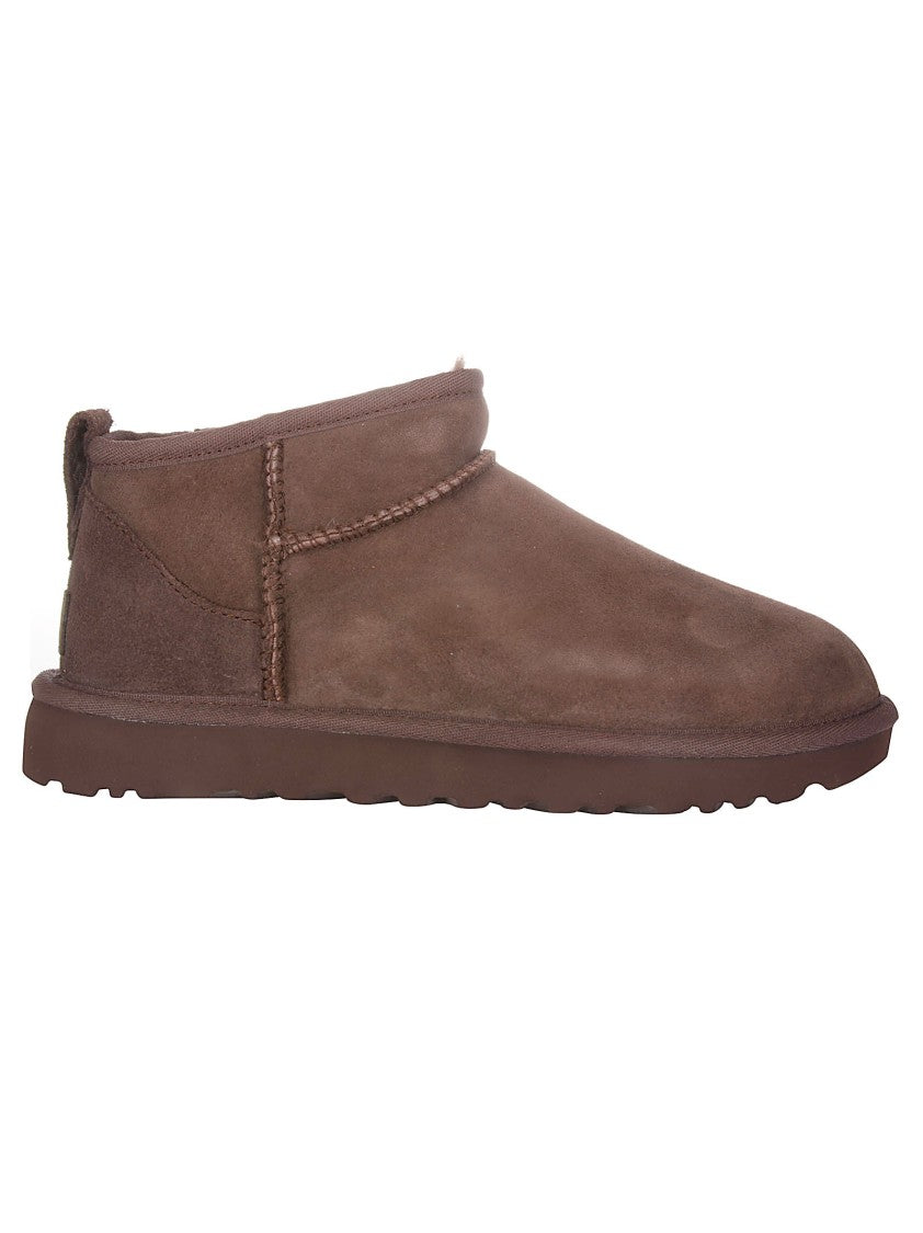 Ugg Brown Ankle Boot With Plush Interior