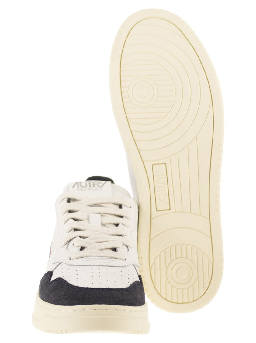 Autry Medalist Low - Leather And Suede Sneakers