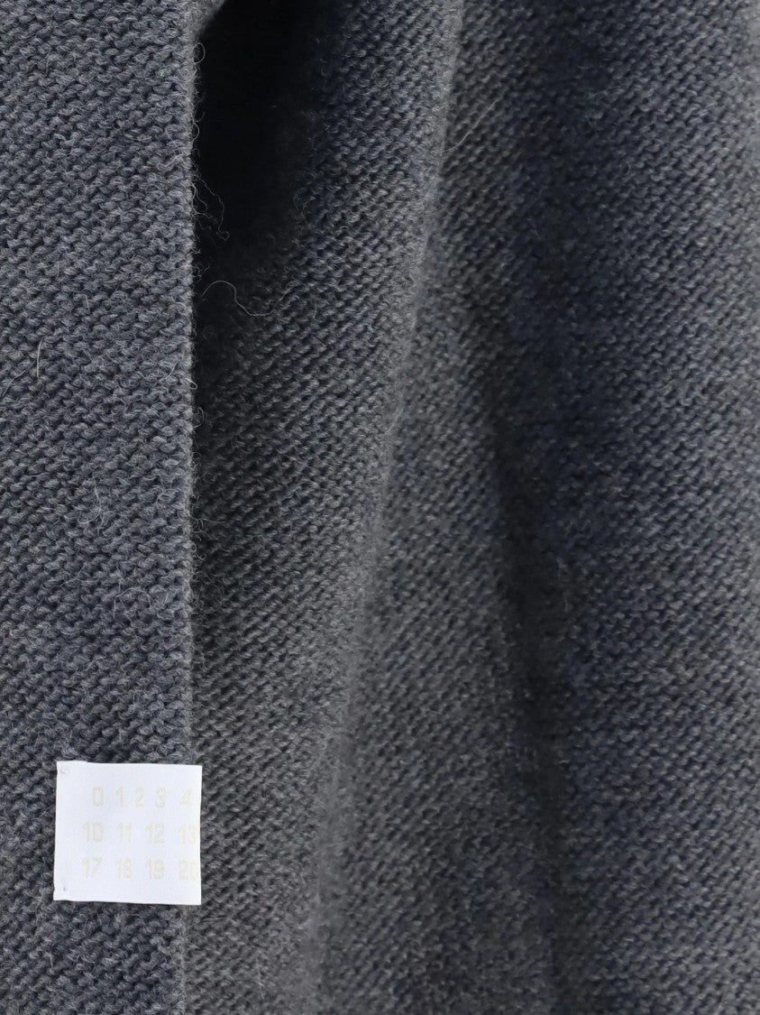 Mm6 By Maison Margiela Textured Grey V-Neck Sweater With Relaxed Fit