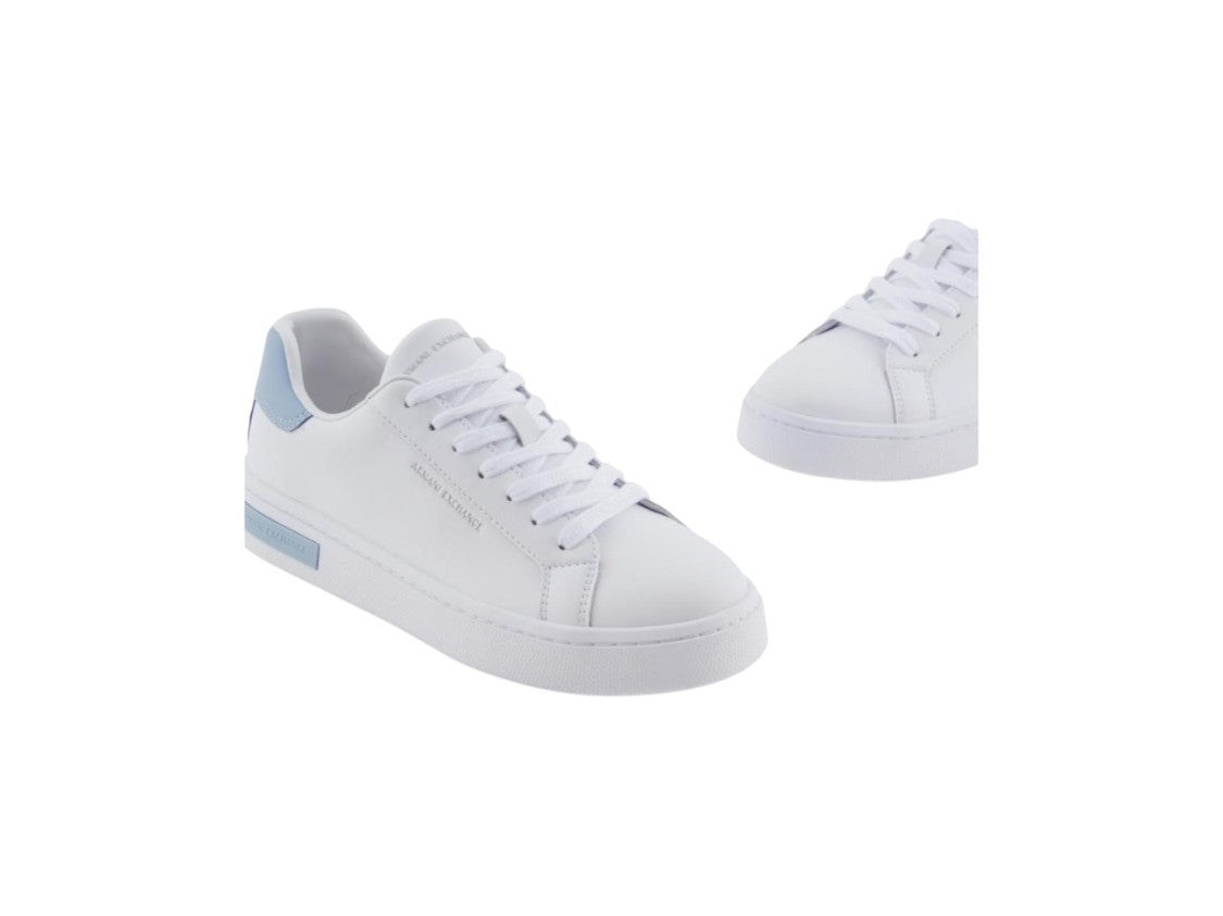 Armani Exchange Low-Cut Lace-Up Cushioned Leather Sneakers