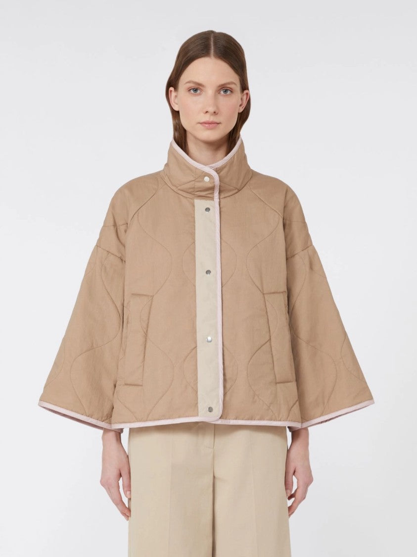 Max Mara Refined White Cape With Wide Sleeves