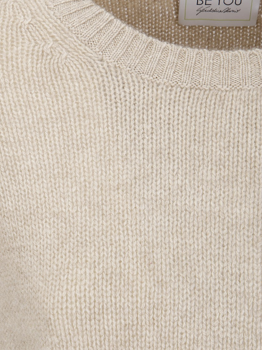 Be You Fine Knit Cashmere Crewneck Sweater With Short Comfortable Fit