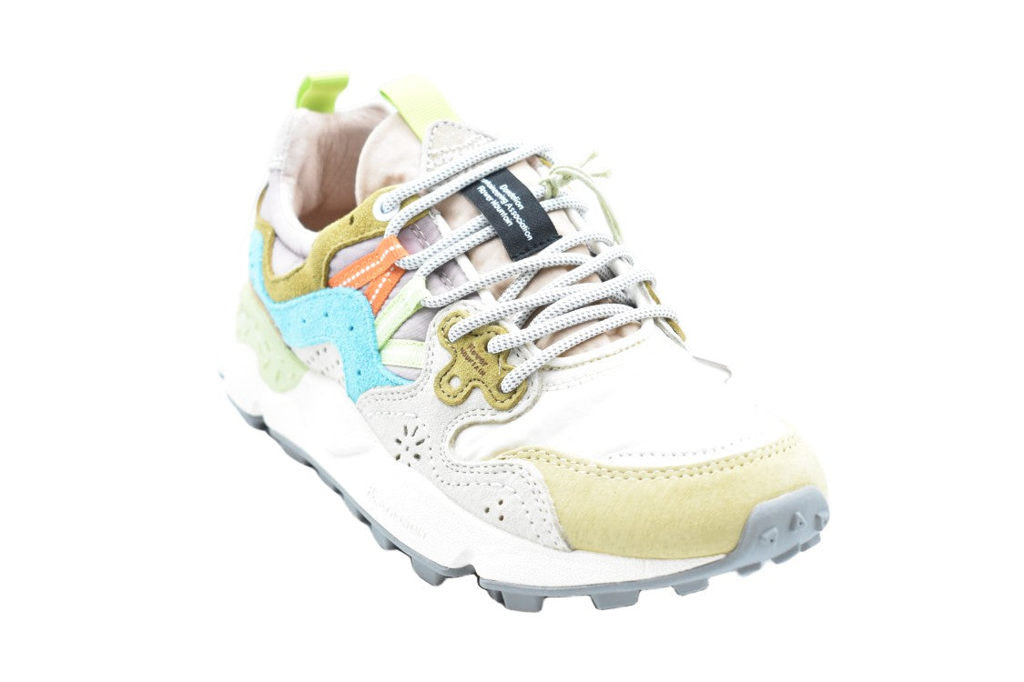 Flower Mountain Low-Cut Sneakers In Creamy Suede